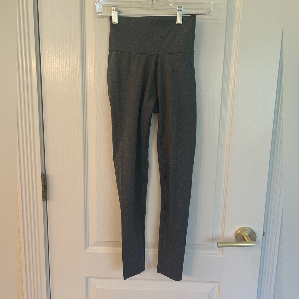 Women’s Adidas workout pants XS - Picture 6 of 6